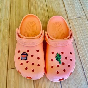Women’s Orange Creamsicle Crocs size 7.5/8